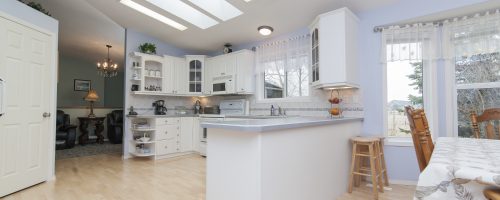 beautiful-shot-modern-house-kitchen